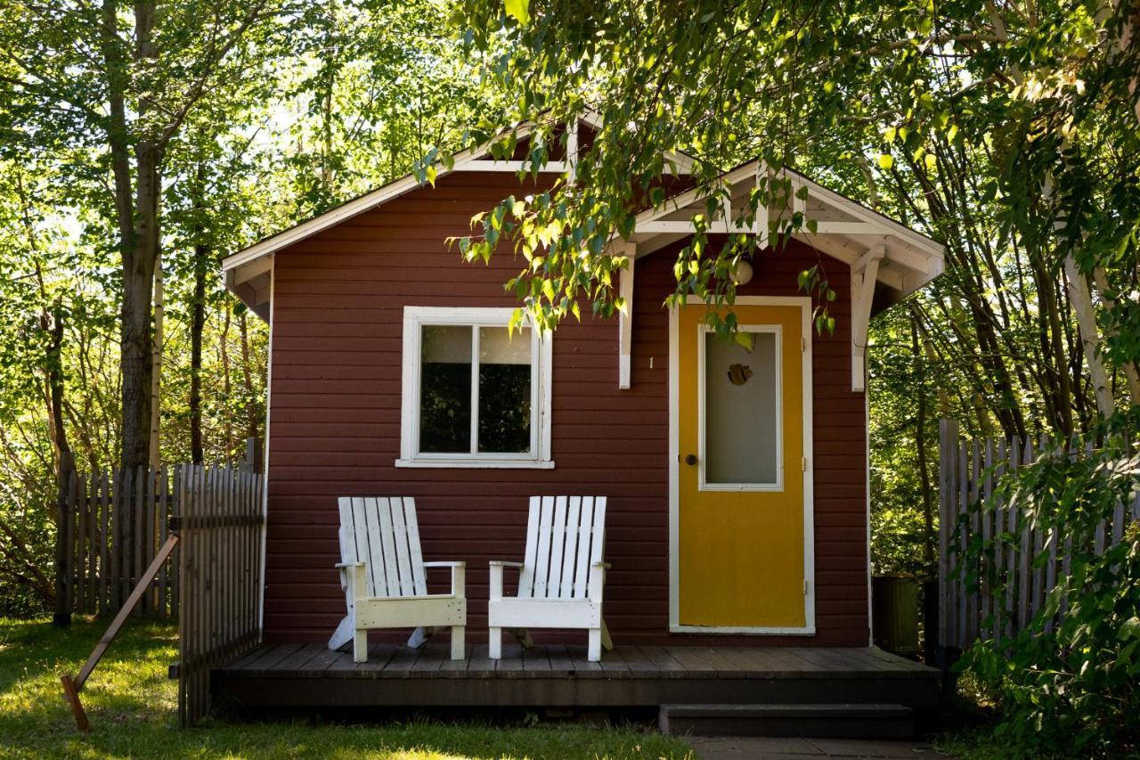 Complexe D'Hebergement La Maison Touristique Dugas Caraquet Exteriér fotografie