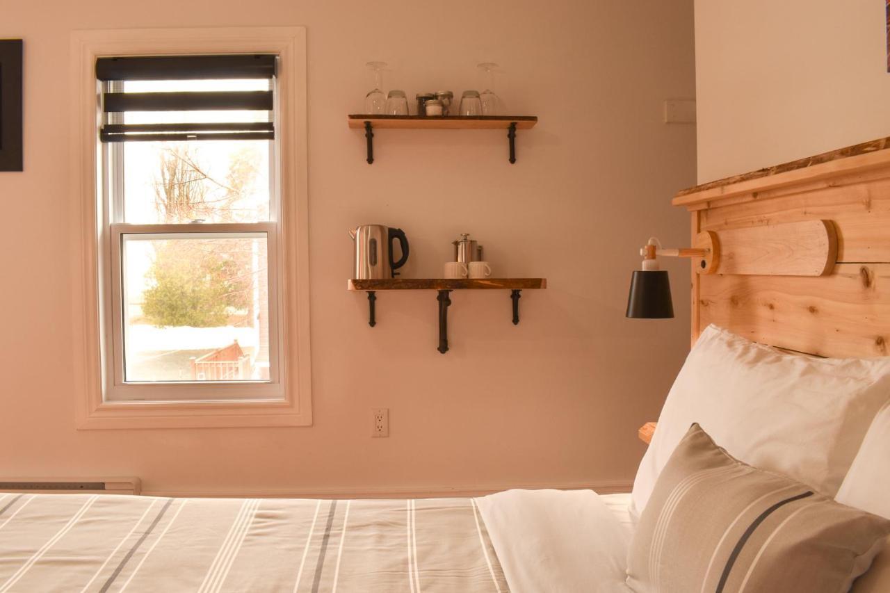 Complexe D'Hebergement La Maison Touristique Dugas Caraquet Exteriér fotografie