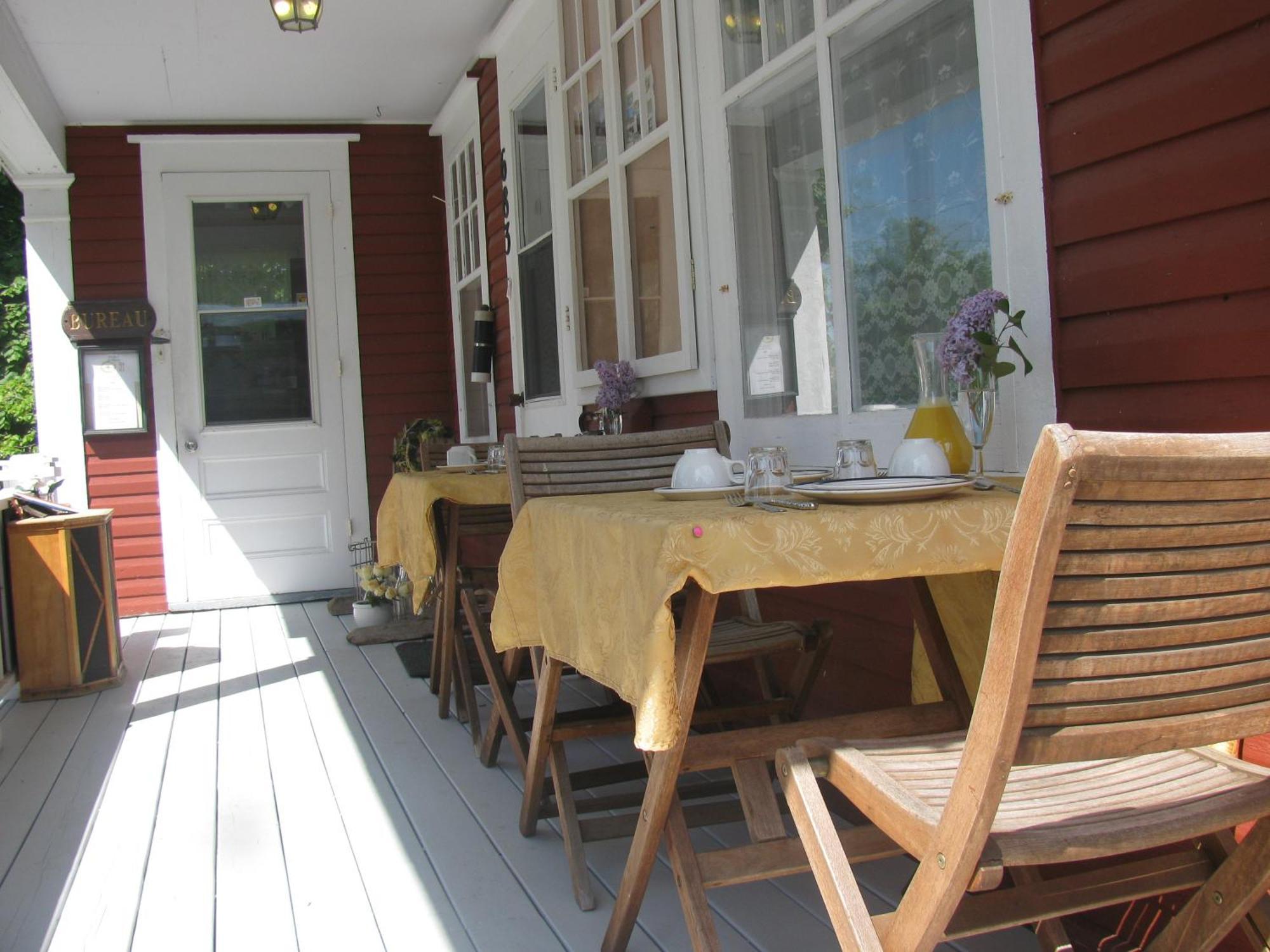 Complexe D'Hebergement La Maison Touristique Dugas Caraquet Exteriér fotografie